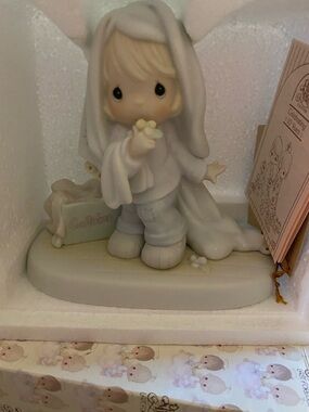 Precious Moments- JUNE 110043 Yellow and Cream June Figurine Label Artwork